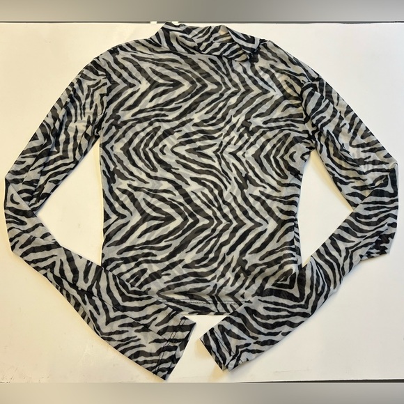 Streetwear Society mock turtleneck mesh animal print long sleeve top size Small - Picture 2 of 6